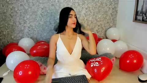 anika_h online show from February 14, 2026, 12:24 pm
