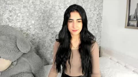 anika_h online show from March 12, 2026, 12:00 pm