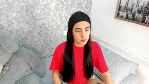 anika_h online show from March 15, 2026, 12:11 pm