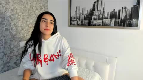 anika_h online show from March 21, 2026, 12:21 pm