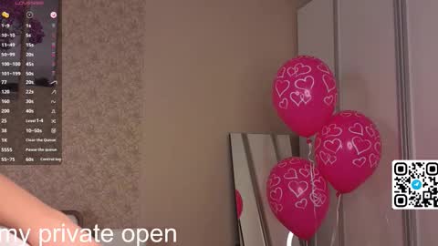 Snapshot of anika_heir chatting on November 22, 2025, 3:22 pm Alice online show from November 22, 2025, 3:22 pm