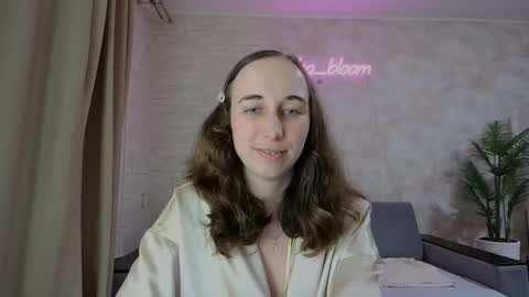 Snapshot of anikabloom chatting on February 10, 2025, 6:42 am anikabloom online show from February 10, 2025, 6:42 am