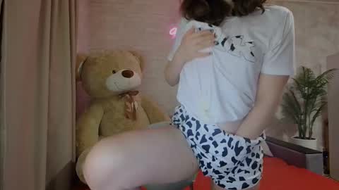 Snapshot of anikabloom chatting on March 6, 2025, 8:37 pm anikabloom online show from March 6, 2025, 8:37 pm