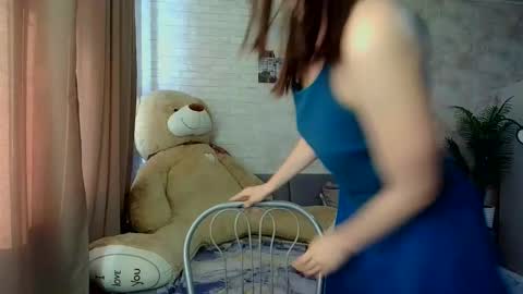 Snapshot of anikabloom chatting on March 15, 2026, 10:10 am anikabloom online show from March 15, 2026, 10:10 am