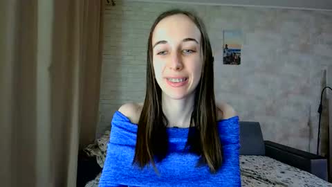 Snapshot of anikabloom chatting on April 26, 2026, 5:32 pm anikabloom online show from April 26, 2026, 5:32 pm