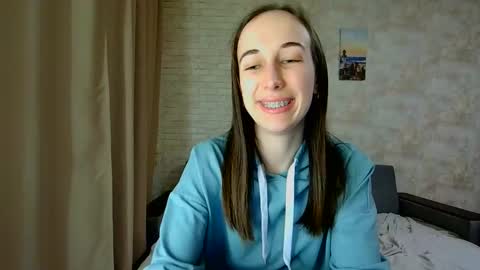 Snapshot of anikabloom chatting on April 29, 2026, 9:21 pm anikabloom online show from April 29, 2026, 9:21 pm
