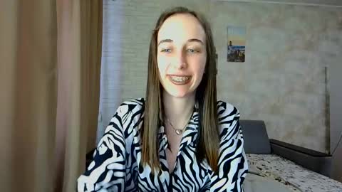 Snapshot of anikabloom chatting on May 10, 2026, 7:13 am anikabloom online show from May 10, 2026, 7:13 am