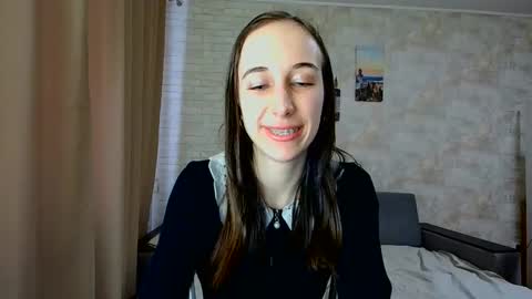 Snapshot of anikabloom chatting on May 18, 2026, 4:18 am anikabloom online show from May 18, 2026, 4:18 am