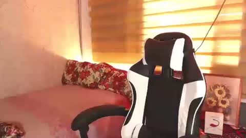 Snapshot of anikkafox chatting on October 31, 2025, 6:58 am Nikka online show from October 31, 2025, 6:58 am