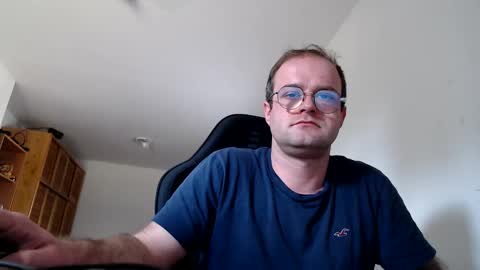 animal_michael online show from March 1, 2026, 10:39 am