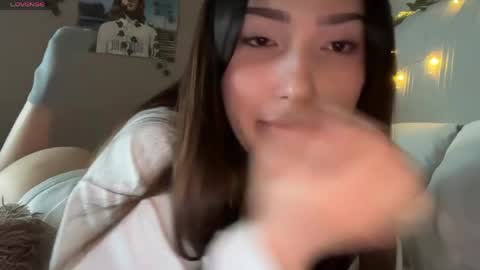 Snapshot of anisa_sweet chatting on May 8, 2026, 11:15 am Anisa Moan from LovenseWet from Tip MenuOpen for Private online show from May 8, 2026, 11:15 am