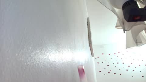 ana independent model online show from October 4, 2025, 4:21 am