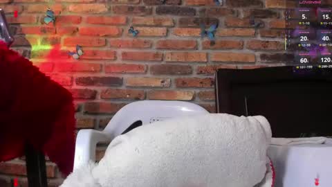 anita online show from April 28, 2026, 6:57 pm