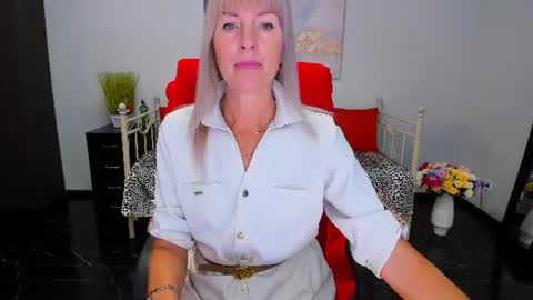 Snapshot of anita_tayson chatting on June 25, 2026, 6:18 am Anita online show from June 25, 2026, 6:18 am