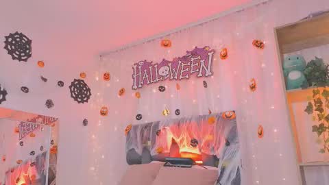 Snapshot of anitaglow chatting on October 31, 2025, 5:03 pm anitaglow online show from October 31, 2025, 5:03 pm