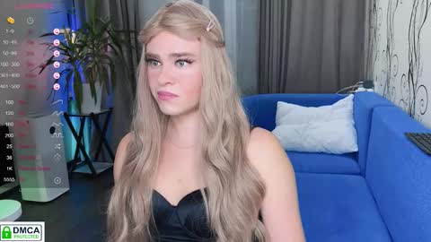 anjalin_sososok online show from November 10, 2025, 2:05 pm