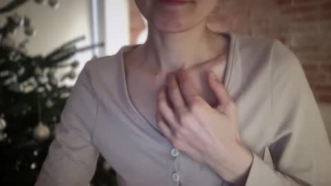 Anje online show from December 21, 2025, 11:17 am