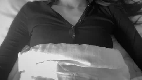 Snapshot of anje_forsexytime chatting on April 28, 2026, 4:45 pm Anje online show from April 28, 2026, 4:45 pm