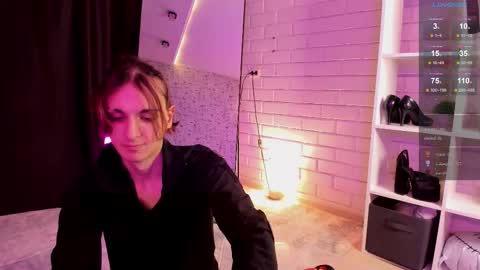 Snapshot of anjella_botton chatting on November 21, 2025, 6:17 pm Angel online show from November 21, 2025, 6:17 pm