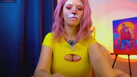 Snapshot of ann_mikele chatting on March 31, 2026, 10:26 am Ann online show from March 31, 2026, 10:26 am