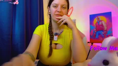 Snapshot of ann_mikele chatting on April 2, 2026, 10:24 am Ann online show from April 2, 2026, 10:24 am