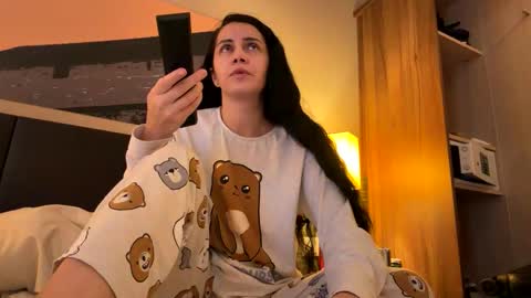 Anna online show from January 6, 2026, 7:34 am