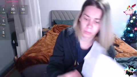 Anadirectgirl online show from December 16, 2024, 7:00 pm