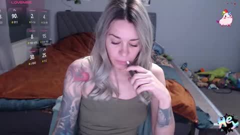 Anadirectgirl online show from October 25, 2025, 6:02 pm