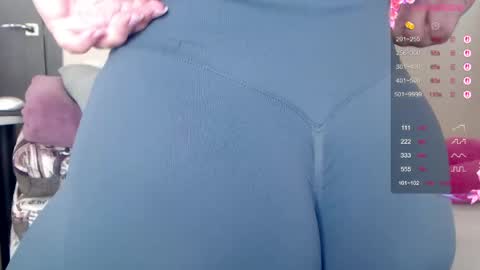 anna_asss online show from April 15, 2026, 1:51 pm