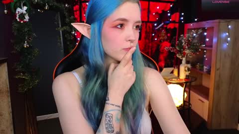 Snapshot of anna_bloom_ chatting on December 17, 2024, 4:43 pm Violett online show from December 17, 2024, 4:43 pm