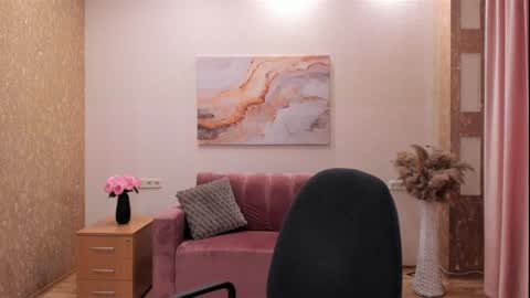 Anna Ditrih online show from April 2, 2026, 11:41 am