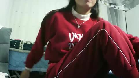 anna_ellen22 online show from December 5, 2025, 12:14 pm