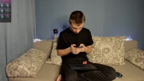 Snapshot of anna_jason chatting on December 8, 2024, 4:14 am Fansly Jason sweet ass online show from December 8, 2024, 4:14 am