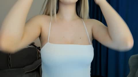 anna miuu online show from February 10, 2026, 4:16 am