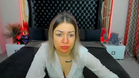 anna_snow9 online show from March 22, 2026, 6:11 pm
