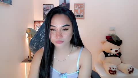 Snapshot of anna_thompsonxx chatting on December 22, 2024, 10:25 pm SWEET ANNA online show from December 22, 2024, 10:25 pm