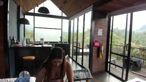  Anna Weells  online show from March 29, 2026, 9:37 pm