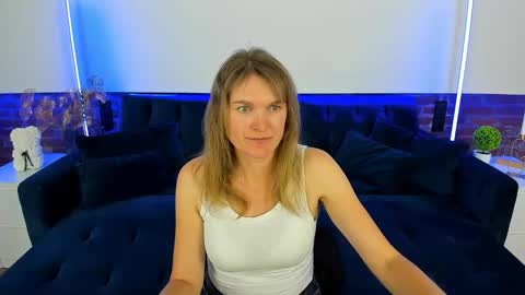 Annabel online show from October 2, 2025, 6:37 pm