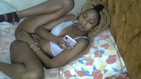 Snapshot of annabellapretty chatting on October 9, 2025, 11:19 am annabellapretty online show from October 9, 2025, 11:19 am