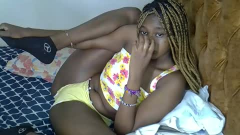 Snapshot of annabellapretty chatting on November 12, 2025, 12:16 pm annabellapretty online show from November 12, 2025, 12:16 pm