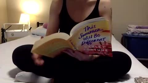 Snapshot of annabellemonroe69 chatting on December 1, 2025, 1:16 pm annabellemonroe69 online show from December 1, 2025, 1:16 pm