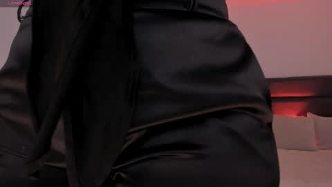 Anna Brooks  online show from December 21, 2025, 11:12 pm