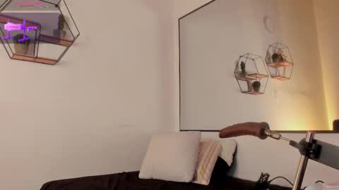 Snapshot of annachernova chatting on November 11, 2025, 10:37 am Anna online show from November 11, 2025, 10:37 am