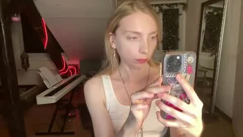 Anna Darko online show from July 13, 2026, 10:01 pm