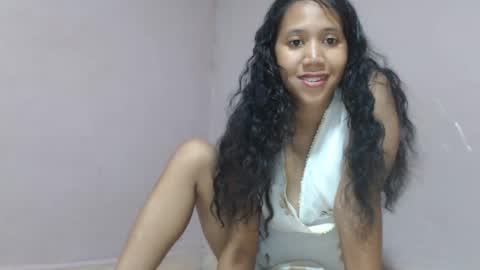 annahhotgirl online show from February 15, 2025, 6:33 pm