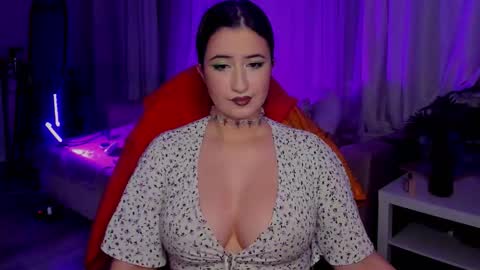 annalluring online show from October 18, 2025, 5:57 pm
