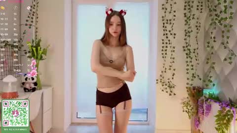 Snapshot of annamarie_foryou chatting on July 10, 2026, 9:45 am Holly Molly Im Polly online show from July 10, 2026, 9:45 am