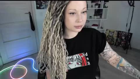 Snapshot of annanebula chatting on April 25, 2026, 2:03 pm Anna online show from April 25, 2026, 2:03 pm