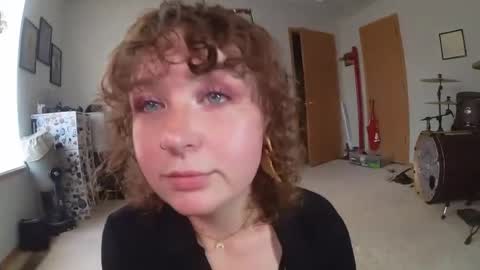 Snapshot of annarose999 chatting on June 26, 2026, 10:58 pm annarose999 online show from June 26, 2026, 10:58 pm
