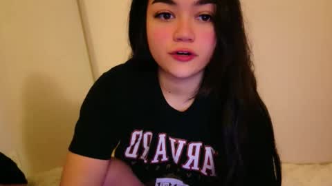 Snapshot of annatigarr chatting on November 22, 2025, 4:55 am meow online show from November 22, 2025, 4:55 am